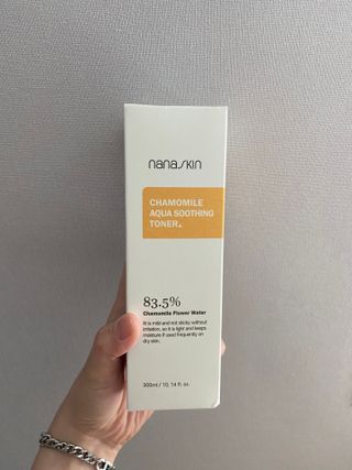 나나스킨 캐모마일아쿠아수딩토너 — 5점을 준 리뷰어가 2021년 4월 올린 사용 사진