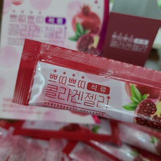 헬스업_쁘띠쁘띠석류콜라겐젤리_20g x 14포 — 3점을 준 리뷰어가 2020년 12월 올린 사용 사진