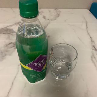 몽베스트 Montbest with Sparkling water Lemon OR Lime 20병(랜덤) — 4.5점을 준 리뷰어가 2021년 10월 올린 사용 사진