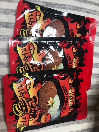 불타 지옥불카레 불지옥맛 180g x 3봉 — 5점을 준 리뷰어가 2021년 6월 올린 사용 사진