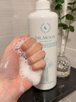 [닥터문] 센텔라 시카케어 화이트머스크 바디워시 1000ml — 5점을 준 리뷰어가 2023년 6월 올린 사용 사진