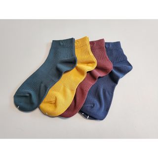 [사이즈가 있는 양말 필로이] 남/여 골지 발목 양말 4족 세트 남【S, M, L, XL】여【S, M, L】_컬러 랜덤 — 5점을 준 리뷰어가 2022년 6월 올린 사용 사진
