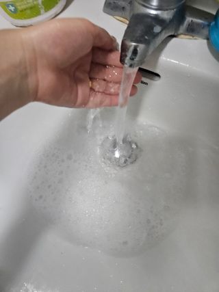 에일리언오더즈 센티드 핸드 앤 바디 워시 290ml (3종 택1) — 5점을 준 리뷰어가 2023년 8월 올린 사용 사진