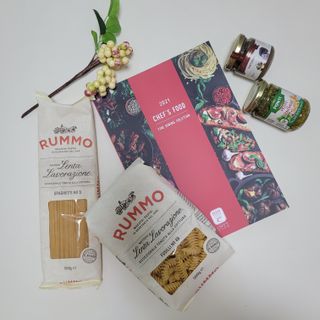이탈리안 프리미엄 파스타 룸모 Rummo 파스타 2종 + 바질 페스토 + 블랙 트러플 페이스트 — 4.5점을 준 리뷰어가 2021년 7월 올린 사용 사진