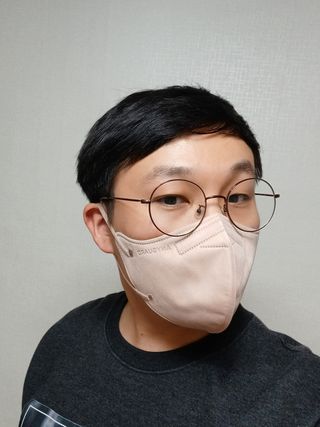 애니가드 셋업메베마스크 (대형 4컬러 + 중형 4컬러) — 5점을 준 리뷰어가 2022년 3월 올린 사용 사진