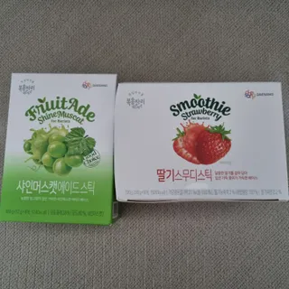 [복음자리] 바리스타 패키지 2종 랜덤발송 (딸기스무디 스틱+샤인머스캣에이드 or 망고스무디+자몽에이드) — 5점을 준 리뷰어가 2022년 7월 올린 사용 사진
