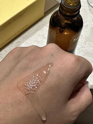 스킨큐어 산다화 비타민c 화이트닝 에센스 30ml — 5점을 준 리뷰어가 2023년 10월 올린 사용 사진