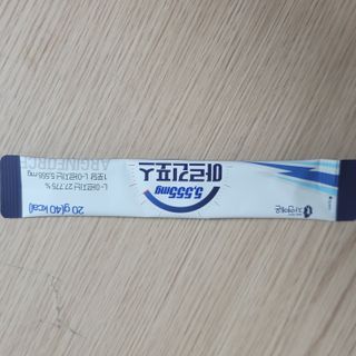 자연에온 아르긴포스 L-아르기닌 5555mg 스틱 15개입 1박스 — 5점을 준 리뷰어가 2021년 5월 올린 사용 사진