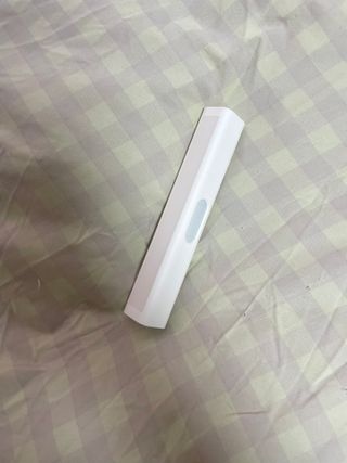 아카라 어두울 때만 켜지는 스마트 무선 센서등 — 4.5점을 준 리뷰어가 2021년 11월 올린 사용 사진