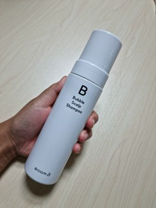 블룸비 거품 두피 샴푸 — 4점을 준 리뷰어가 2022년 9월 올린 사용 사진
