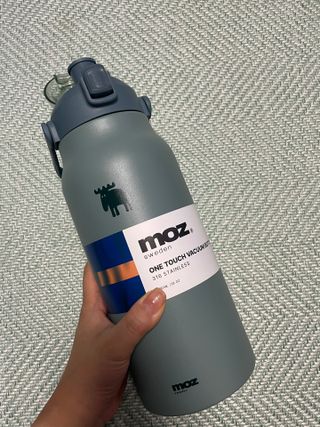 모즈스웨덴 MOZ 스웨덴 316 스텐 대용량 원터치 손잡이 보냉보온병 — 5점을 준 리뷰어가 2023년 8월 올린 사용 사진
