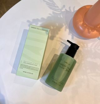 프리마인 메이크업과 들뜨는 각질까지 한방에 깐달걀로! 순하기까지한 셀베이스 그린티클렌저(200ml) — 5점을 준 리뷰어가 2023년 4월 올린 사용 사진