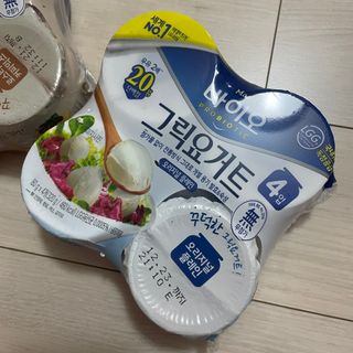 매일바이오 그릭요거트 오리지널 플레인 4개, 로스터리 커피믹스 4개 — 4점을 준 리뷰어가 2021년 12월 올린 사용 사진
