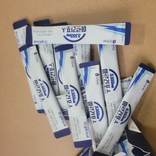 자연에온 아르긴포스 L-아르기닌 5555mg 스틱 15개입 1박스 — 5점을 준 리뷰어가 2021년 4월 올린 사용 사진