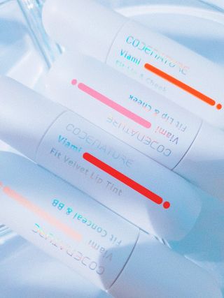 코드네이처 비아미 핏 컬러 4종 — 3점을 준 리뷰어가 2021년 7월 올린 사용 사진