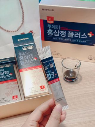 서울약사신협_투데이홍삼정플러스스틱_10g x 30포 — 5점을 준 리뷰어가 2021년 6월 올린 사용 사진