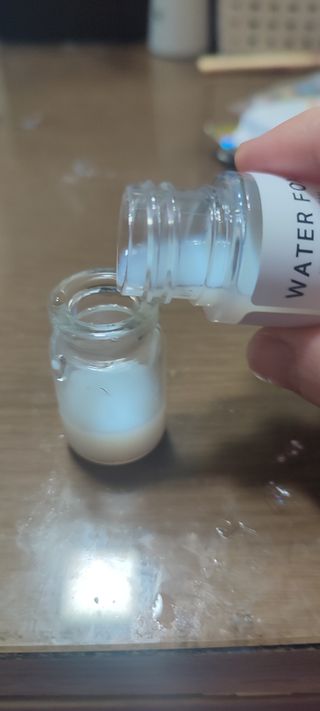 가치 WATERFOX(워터폭스)-엑토인시카.비옴 하이 워터크림 20ML — 4점을 준 리뷰어가 2023년 2월 올린 사용 사진