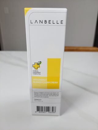 랑벨 비타 에너지 잡티 크림 75ml (피부 속 기미완화크림) — 5점을 준 리뷰어가 2022년 6월 올린 사용 사진