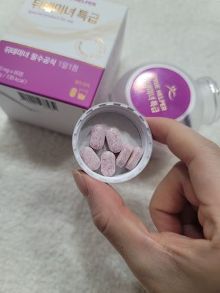 트루헬퍼 뒤태미녀 특급 락토페린 장용성 발효율피 1박스 2개월분 — 5점을 준 리뷰어가 2023년 2월 올린 사용 사진