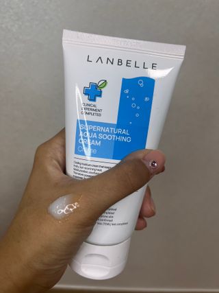 랑벨 수퍼내츄럴 아쿠아 수딩 크림 100ml — 5점을 준 리뷰어가 2022년 6월 올린 사용 사진