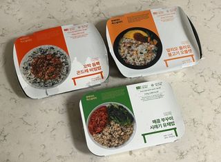 직탁 식단관리 3종 도시락(꼬막 듬뿍 곤드레비빔밥, 알리오올리오 불고기오믈렛, 매콤쭈꾸미 시래기유채밥) — 5점을 준 리뷰어가 2022년 6월 올린 사용 사진