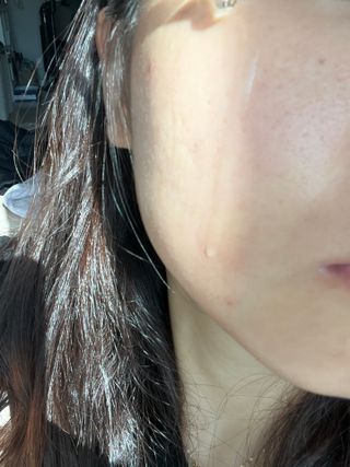 오투에니원 갈락토미세스 리바이탈라이징 프리미엄 화이트닝 에센스 50ml — 5점을 준 리뷰어가 2022년 12월 올린 사용 사진