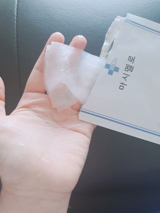 닥터마시멜로 닥터마스멜로 마블러스 아쿠아 클리닉 마스크 — 5점을 준 리뷰어가 2021년 3월 올린 사용 사진