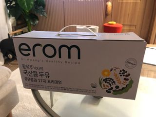 이롬 황성주 박사의 국산콩 두유 검은콩과 17곡 프리미엄 — 5점을 준 리뷰어가 2021년 5월 올린 사용 사진