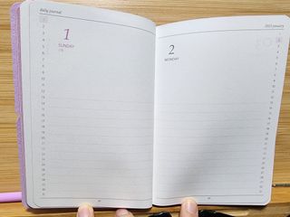 리훈 2023년 이야기다이어리 숏 날짜형 — 5점을 준 리뷰어가 2023년 1월 올린 사용 사진