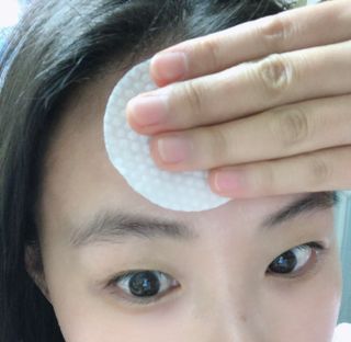 오투에니원 화이트 스완 갈락토미세스 비타민 C 필링 패드 60매 — 5점을 준 리뷰어가 2023년 1월 올린 사용 사진