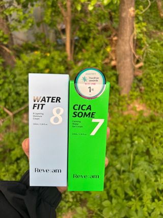 나우 [리브엠]피부 속부터 겹겹이, 촘촘하게! 워터핏8중 수분착붙 크림 — 5점을 준 리뷰어가 2025년 5월 올린 사용 사진
