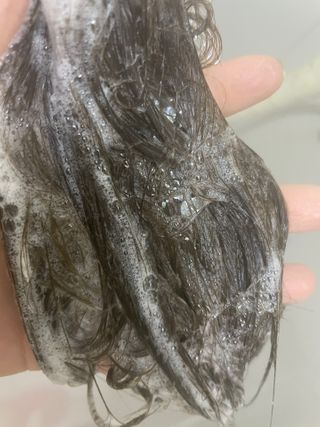 달리프 진저 베러 퍼퓸 탈모 완화 샴푸 1000ml 향 3종 — 4점을 준 리뷰어가 2021년 2월 올린 사용 사진