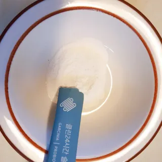 클린24시간 슬림앤유산균 1박스 (3.5g X 15포) — 5점을 준 리뷰어가 2022년 10월 올린 사용 사진