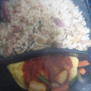 직탁 식단관리 3종 도시락(꼬막 듬뿍 곤드레비빔밥, 알리오올리오 불고기오믈렛, 매콤쭈꾸미 시래기유채밥) — 5점을 준 리뷰어가 2022년 7월 올린 사용 사진