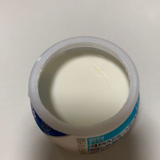 매일바이오 그릭요거트 오리지널 플레인 4개, 로스터리 커피믹스 4개 — 5점을 준 리뷰어가 2021년 12월 올린 사용 사진