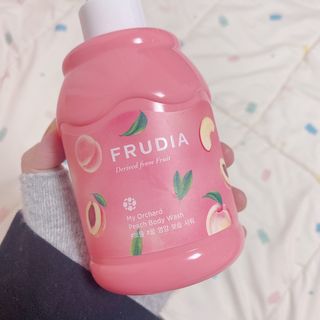 [후르디아] 복숭아 바디워시+바디에센스 세트 — 5점을 준 리뷰어가 2021년 3월 올린 사용 사진