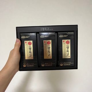 [광동제약] 광동 광옥고 홍삼 본 30포+쇼핑백 증정 — 5점을 준 리뷰어가 2021년 12월 올린 사용 사진