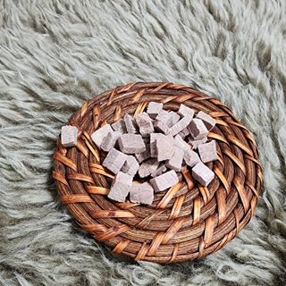 프롬씨 미네랄 소고기트릿 / 미네랄 치킨트릿 / 미네랄 북어트릿 (3가지 상품 중 랜덤 1가지 상품 랜덤 발송) — 5점을 준 리뷰어가 2022년 12월 올린 사용 사진