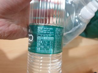 닥터유 제주용암수 닥터유 용암수 — 5점을 준 리뷰어가 2021년 8월 올린 사용 사진