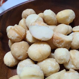 도이퉁 마카다미아 넛 90g  로얄 마카넛 오리지널 쏠트 허니 — 5점을 준 리뷰어가 2021년 3월 올린 사용 사진
