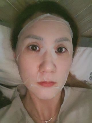 코드네이처 비아미 비타 화이트닝 앰플 과 마스크[5장] — 5점을 준 리뷰어가 2021년 9월 올린 사용 사진