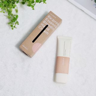 [후르디아] 끈적임 없는 착한성분 비건  핸드크림 3종 — 5점을 준 리뷰어가 2022년 12월 올린 사용 사진