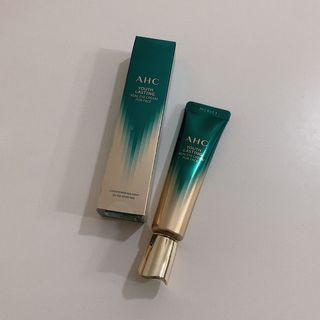 [NEW 탄력유턴 아이크림] AHC 유스 래스팅 리얼 아이크림 포 페이스 — 5점을 준 리뷰어가 2021년 2월 올린 사용 사진