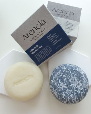 Arencia 아렌시아 솔티소다 샴푸바, 더 새틴 린스바 세트 — 5점을 준 리뷰어가 2021년 8월 올린 사용 사진