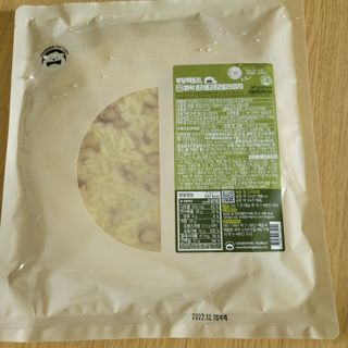 [푸딩팩토리] 수제화덕 피자 3종 택2_부대피자/김치피자/트러플고르곤졸라피자 — 5점을 준 리뷰어가 2022년 6월 올린 사용 사진
