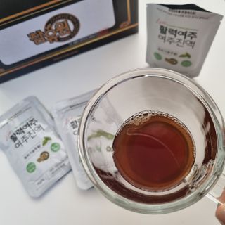 참유원 특허제조 활력 여주진액 여주즙 50포 — 5점을 준 리뷰어가 2022년 1월 올린 사용 사진