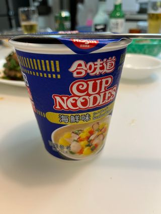 NISSIN 닛신 컵누들  4종 - 씨푸드오리지날, 씨푸드 스파이시, 씨푸드 커리, 씨푸드 XO소스 — 5점을 준 리뷰어가 2022년 4월 올린 사용 사진
