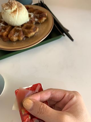 프리마인 귀족의 콜라겐, 92배 흡수율. 럭셔리 프리미엄 셀라브 콜라겐필름 30매 — 5점을 준 리뷰어가 2021년 10월 올린 사용 사진