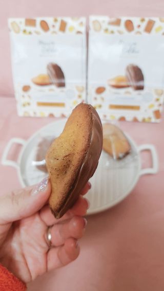 [메종콜리브리] 프랑스 마들렌 메종콜리브리 헤이즐넛 마들렌 2팩 — 5점을 준 리뷰어가 2022년 2월 올린 사용 사진