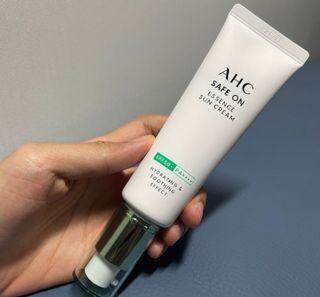 [AHC] 세이프온 에센스 선크림 올리브영 스페셜 증정 기획세트 — 5점을 준 리뷰어가 2022년 6월 올린 사용 사진